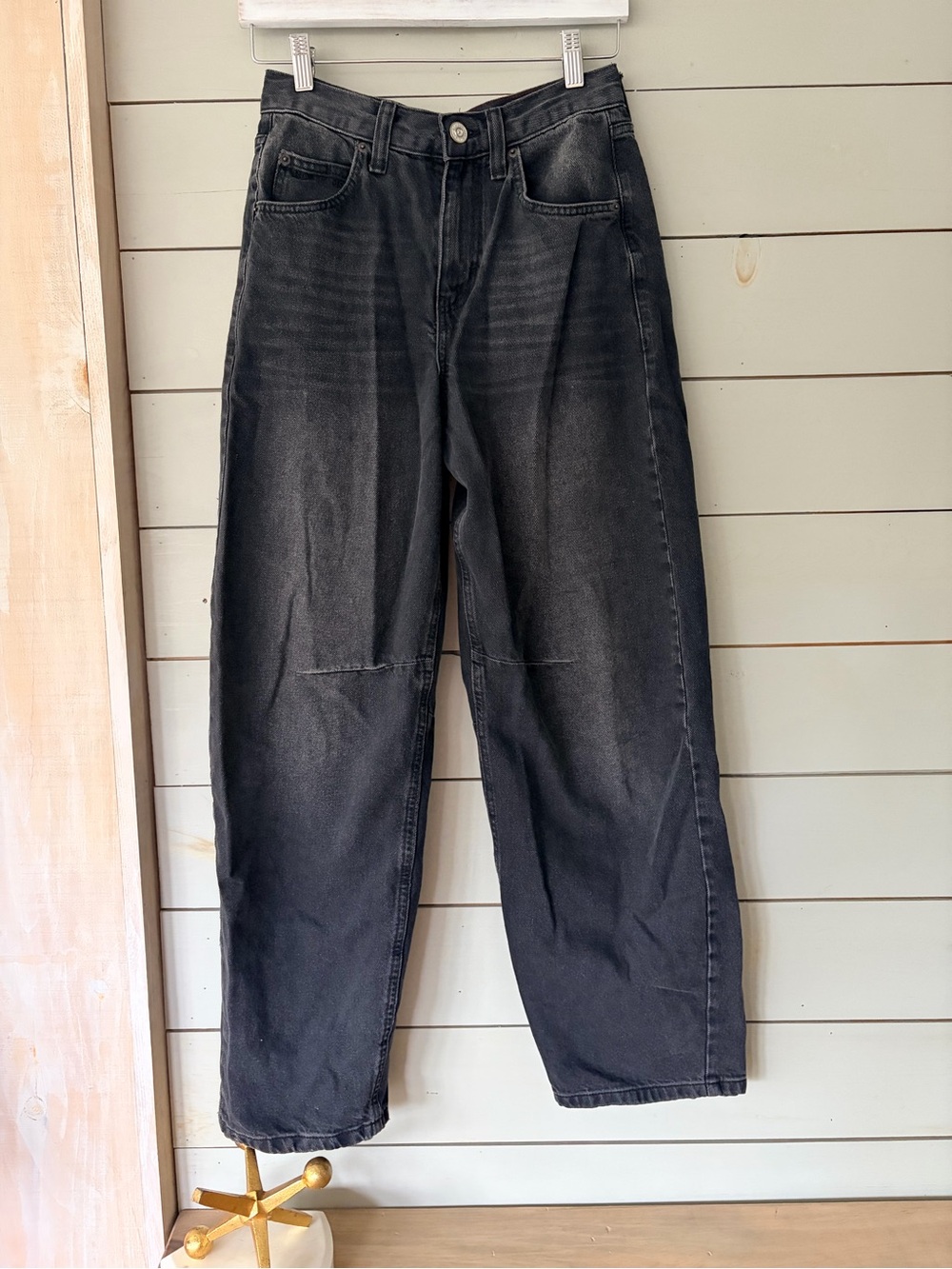 BDG Urban Outfitters Cinch Waist Barrel Jeans | Washed Black | Size 25